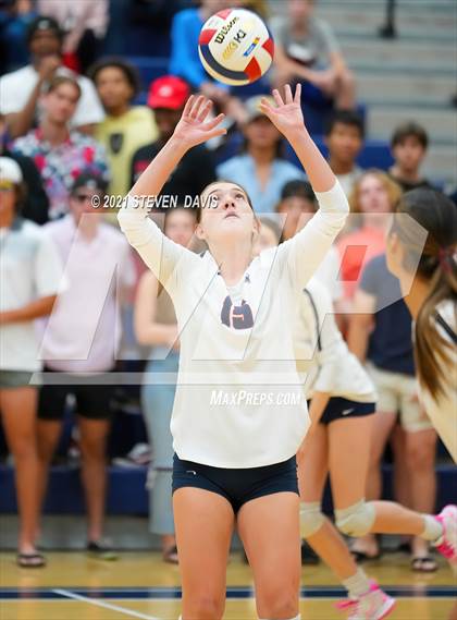 Thumbnail 2 in Perry vs Queen Creek (AIA 6A Round 1) photogallery.