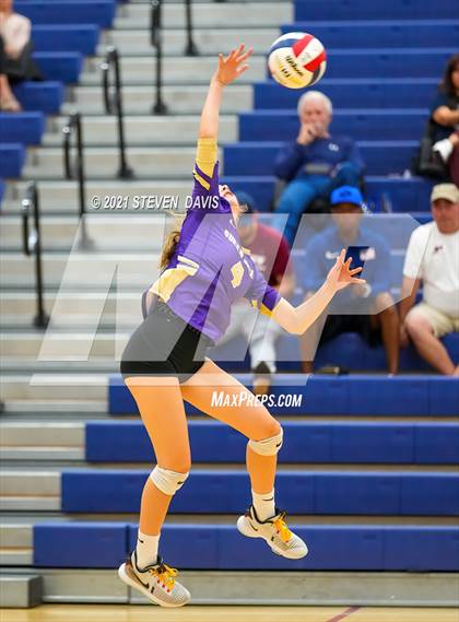 Thumbnail 3 in Perry vs Queen Creek (AIA 6A Round 1) photogallery.