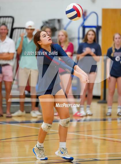 Thumbnail 2 in Perry vs Queen Creek (AIA 6A Round 1) photogallery.