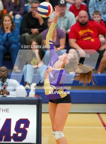 Thumbnail 3 in Perry vs Queen Creek (AIA 6A Round 1) photogallery.