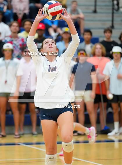 Thumbnail 2 in Perry vs Queen Creek (AIA 6A Round 1) photogallery.