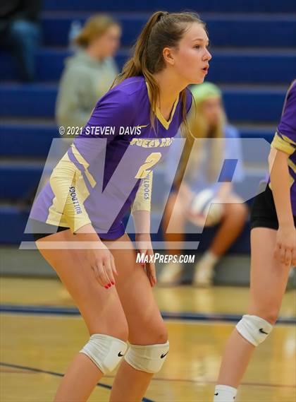 Thumbnail 1 in Perry vs Queen Creek (AIA 6A Round 1) photogallery.