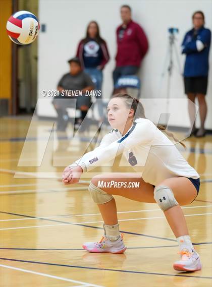 Thumbnail 1 in Perry vs Queen Creek (AIA 6A Round 1) photogallery.