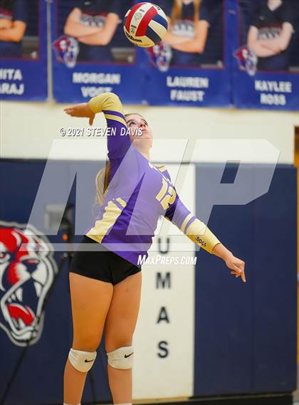 Thumbnail 2 in Perry vs Queen Creek (AIA 6A Round 1) photogallery.