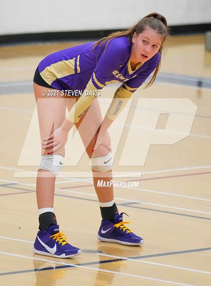 Thumbnail 2 in Perry vs Queen Creek (AIA 6A Round 1) photogallery.