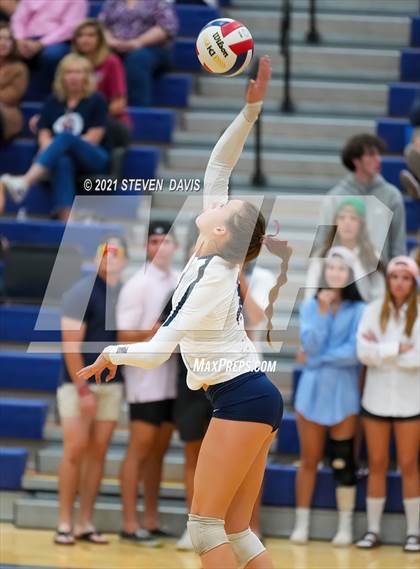 Thumbnail 3 in Perry vs Queen Creek (AIA 6A Round 1) photogallery.