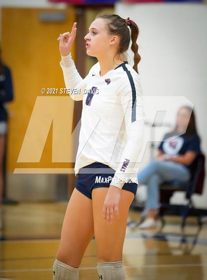 Thumbnail 2 in Perry vs Queen Creek (AIA 6A Round 1) photogallery.