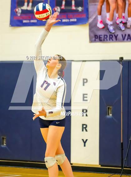 Thumbnail 1 in Perry vs Queen Creek (AIA 6A Round 1) photogallery.