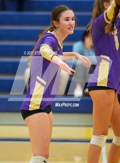 Thumbnail 1 in Perry vs Queen Creek (AIA 6A Round 1) photogallery.