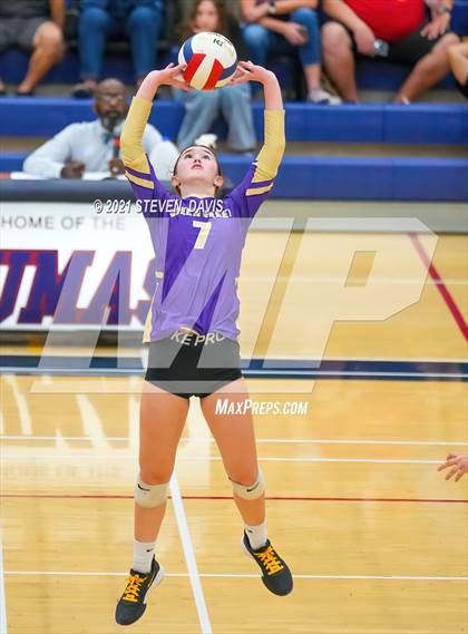 Thumbnail 3 in Perry vs Queen Creek (AIA 6A Round 1) photogallery.