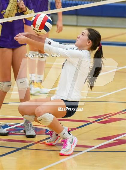 Thumbnail 2 in Perry vs Queen Creek (AIA 6A Round 1) photogallery.