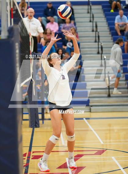 Thumbnail 1 in Perry vs Queen Creek (AIA 6A Round 1) photogallery.