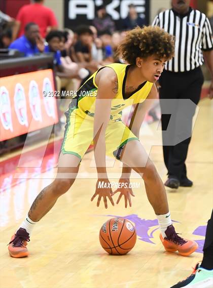 Thumbnail 2 in AZ Compass Prep vs. IMG Academy (FL) - (Hoophall West) photogallery.