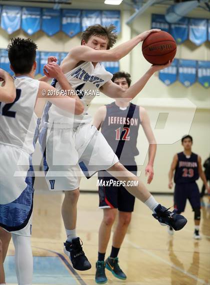 Thumbnail 3 in Jefferson @ Yorktown photogallery.