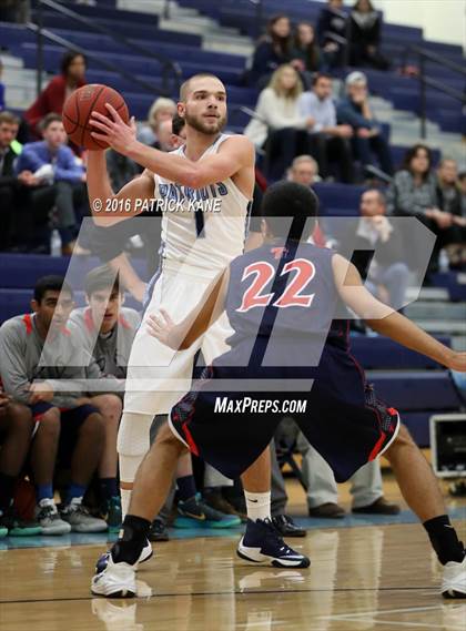 Thumbnail 3 in Jefferson @ Yorktown photogallery.