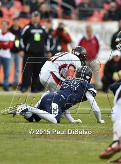 Thumbnail 1 in Pomona vs. Valor Christian (CHSAA 5A Final) photogallery.