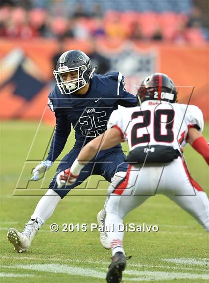 Thumbnail 2 in Pomona vs. Valor Christian (CHSAA 5A Final) photogallery.