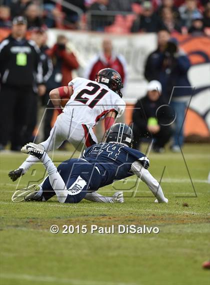 Thumbnail 2 in Pomona vs. Valor Christian (CHSAA 5A Final) photogallery.