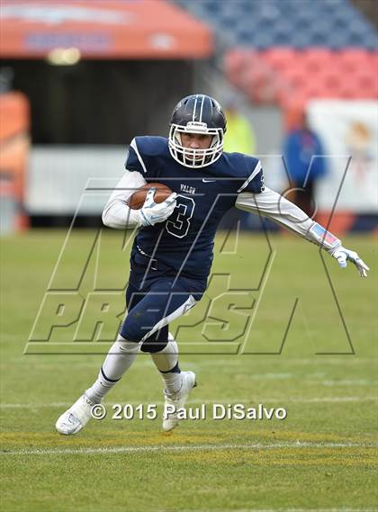 Thumbnail 3 in Pomona vs. Valor Christian (CHSAA 5A Final) photogallery.