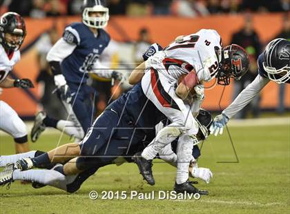 Thumbnail 3 in Pomona vs. Valor Christian (CHSAA 5A Final) photogallery.