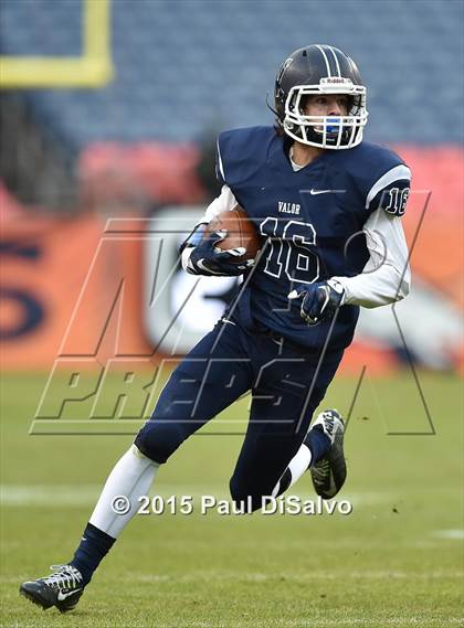 Thumbnail 1 in Pomona vs. Valor Christian (CHSAA 5A Final) photogallery.