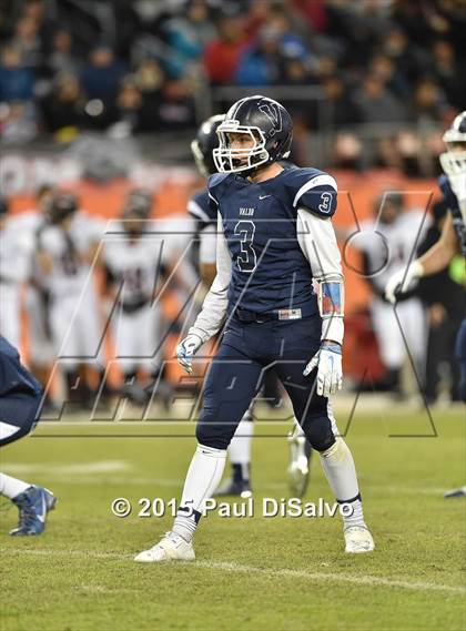 Thumbnail 2 in Pomona vs. Valor Christian (CHSAA 5A Final) photogallery.