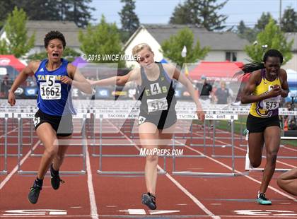 Thumbnail 2 in WIAA 4A Track and Field Finals  photogallery.