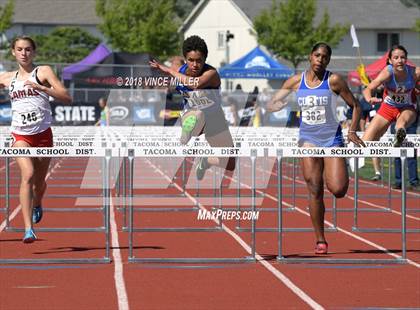 Thumbnail 2 in WIAA 4A Track and Field Finals  photogallery.