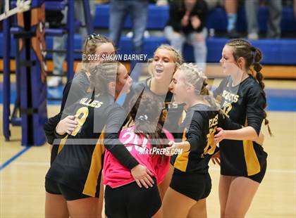 Thumbnail 2 in Lafayette Central Catholic vs. Kouts (IHSAA 1A Semifinal Playoff) photogallery.