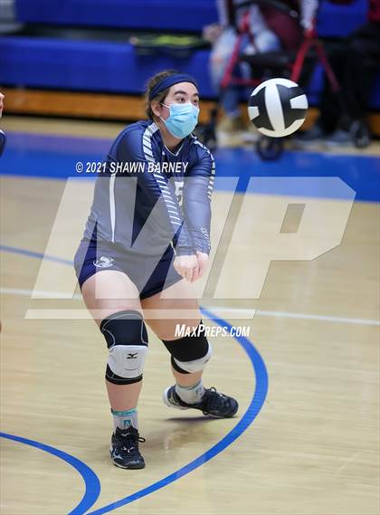 Thumbnail 2 in Lafayette Central Catholic vs. Kouts (IHSAA 1A Semifinal Playoff) photogallery.