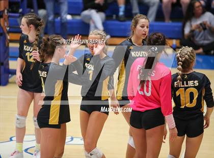 Thumbnail 3 in Lafayette Central Catholic vs. Kouts (IHSAA 1A Semifinal Playoff) photogallery.