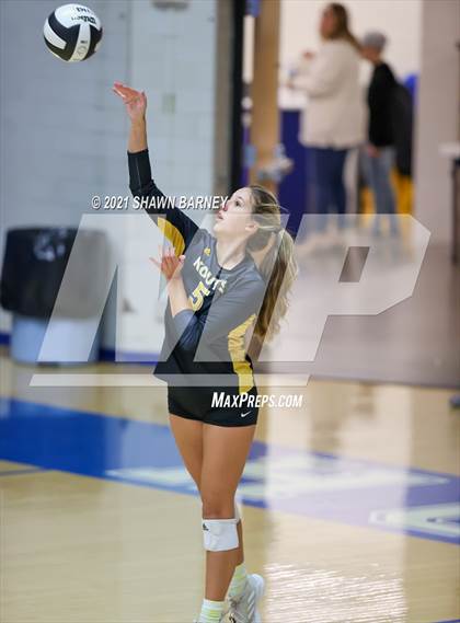 Thumbnail 1 in Lafayette Central Catholic vs. Kouts (IHSAA 1A Semifinal Playoff) photogallery.