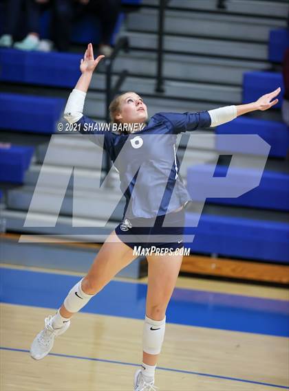 Thumbnail 2 in Lafayette Central Catholic vs. Kouts (IHSAA 1A Semifinal Playoff) photogallery.