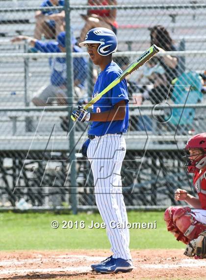 Thumbnail 3 in Lee [Robert E.] vs South San Antonio (NEISD Tournament) photogallery.