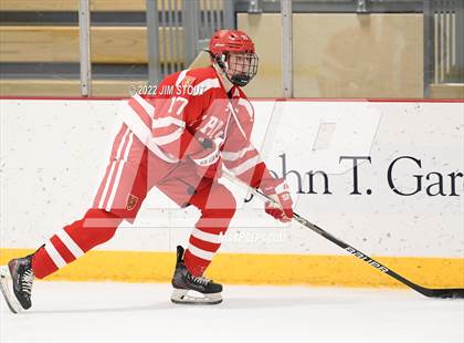 Thumbnail 2 in St. Paul's vs. Trinity-Pawling (Avon Christmas Classic 7th Place) photogallery.