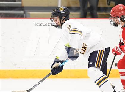 Thumbnail 1 in St. Paul's vs. Trinity-Pawling (Avon Christmas Classic 7th Place) photogallery.