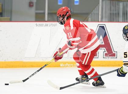 Thumbnail 3 in St. Paul's vs. Trinity-Pawling (Avon Christmas Classic 7th Place) photogallery.