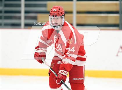Thumbnail 1 in St. Paul's vs. Trinity-Pawling (Avon Christmas Classic 7th Place) photogallery.