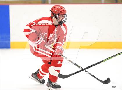 Thumbnail 3 in St. Paul's vs. Trinity-Pawling (Avon Christmas Classic 7th Place) photogallery.