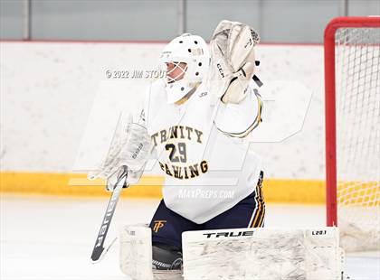 Thumbnail 3 in St. Paul's vs. Trinity-Pawling (Avon Christmas Classic 7th Place) photogallery.