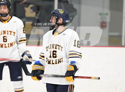 Thumbnail 3 in St. Paul's vs. Trinity-Pawling (Avon Christmas Classic 7th Place) photogallery.