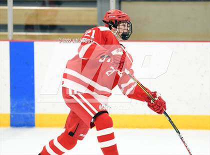 Thumbnail 2 in St. Paul's vs. Trinity-Pawling (Avon Christmas Classic 7th Place) photogallery.