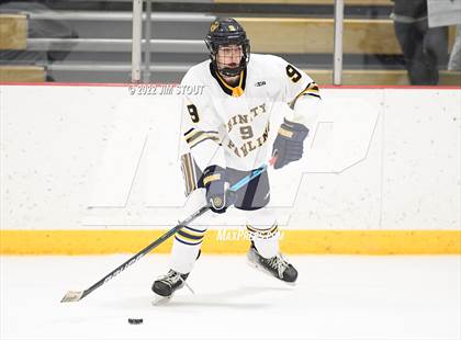 Thumbnail 1 in St. Paul's vs. Trinity-Pawling (Avon Christmas Classic 7th Place) photogallery.