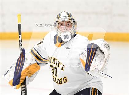 Thumbnail 3 in St. Paul's vs. Trinity-Pawling (Avon Christmas Classic 7th Place) photogallery.