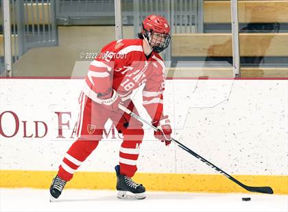 Thumbnail 1 in St. Paul's vs. Trinity-Pawling (Avon Christmas Classic 7th Place) photogallery.