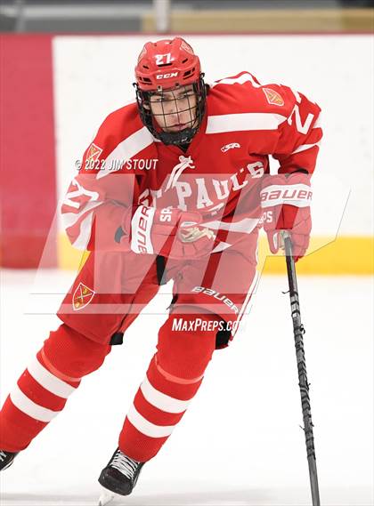 Thumbnail 1 in St. Paul's vs. Trinity-Pawling (Avon Christmas Classic 7th Place) photogallery.