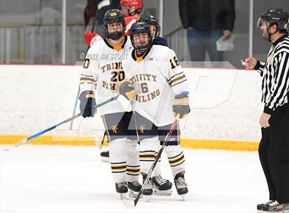 Thumbnail 1 in St. Paul's vs. Trinity-Pawling (Avon Christmas Classic 7th Place) photogallery.