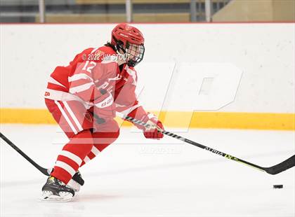 Thumbnail 3 in St. Paul's vs. Trinity-Pawling (Avon Christmas Classic 7th Place) photogallery.