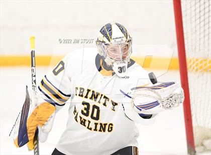 Thumbnail 2 in St. Paul's vs. Trinity-Pawling (Avon Christmas Classic 7th Place) photogallery.