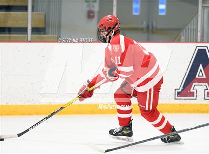 Thumbnail 1 in St. Paul's vs. Trinity-Pawling (Avon Christmas Classic 7th Place) photogallery.